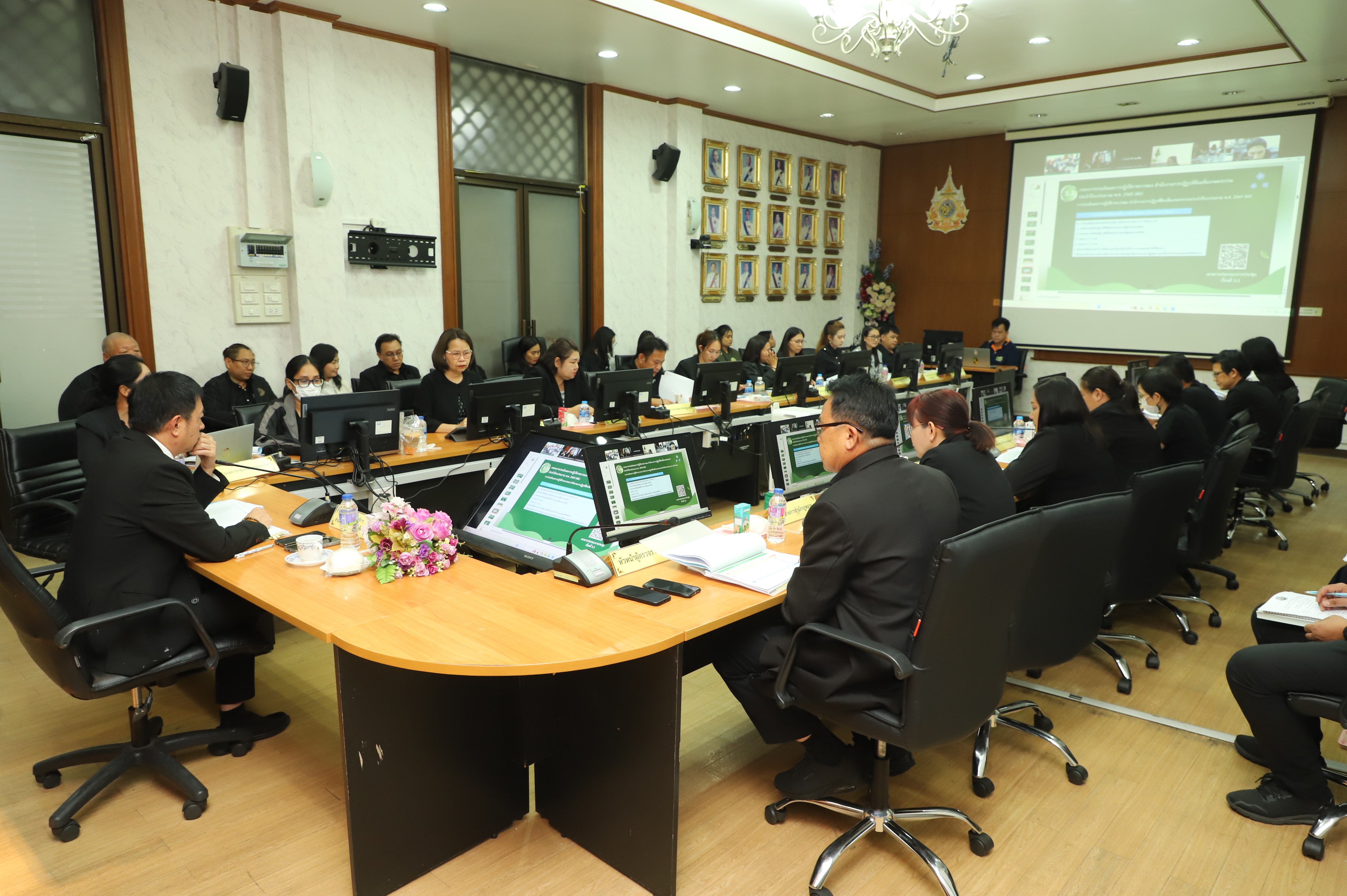 title - ส.ป.ก.ประชุมคณะทำงานกำหนดตัวชี้วัด กำกับและติดตามการถ่ายทอดตัวชี้วัดระดับองค์กรสู่ระดับหน่วยงาน(Cascading) ของสำนักงานการปฏิรูปที่ดินเพื่อเกษตรกรรม (ส.ป.ก.)